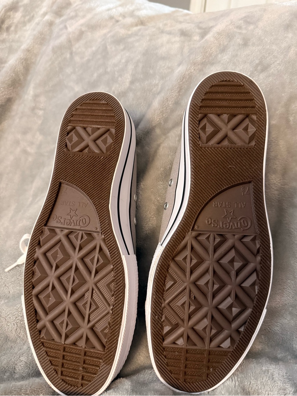 Converse All Star Low Top Sneakers - Gray & White - Picture 6 of 7